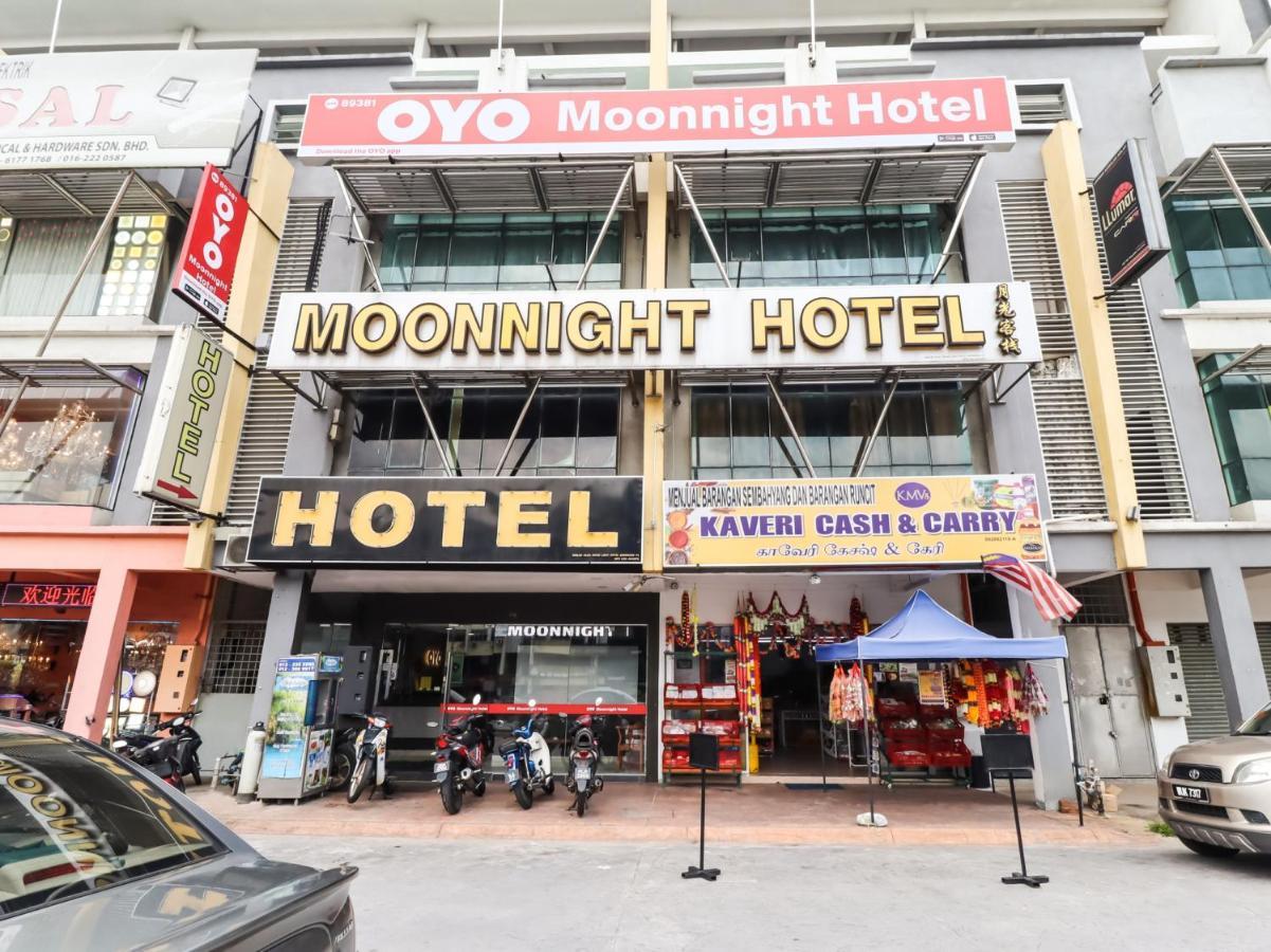 Oyo 89381 Moonnight Hotel Batu Caves Экстерьер фото